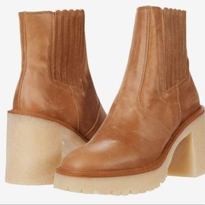 Brand new - Free People James Chelsea Boots - never worn